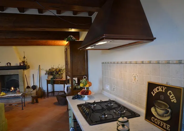 Вілла Fonte Comelia Кортона